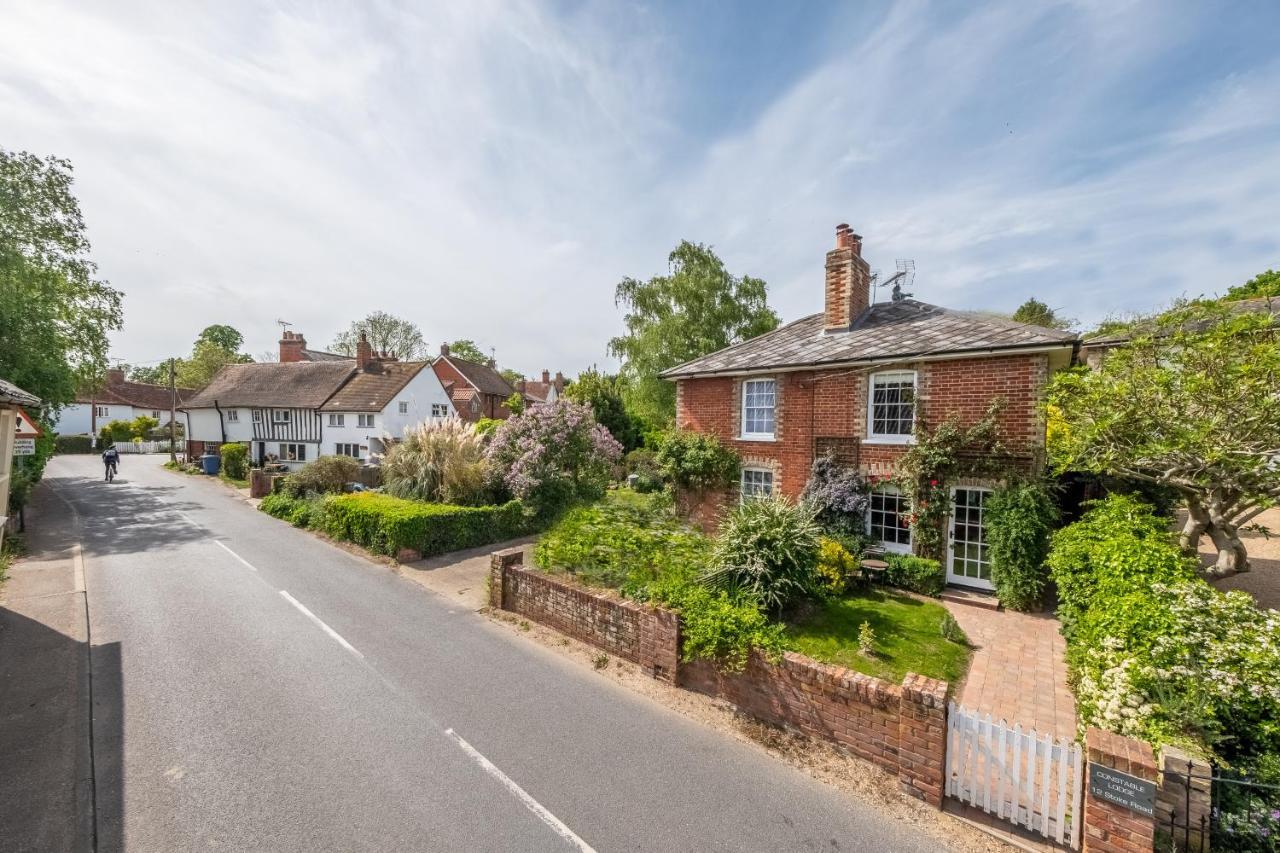 Adorable Cottage With A Log Burner In Heavenly Village - Constable Lodge Nayland Bagian luar foto
